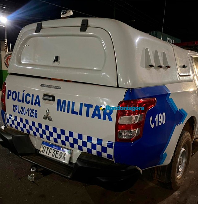 Sargento da PM flagra irmã agredindo a mãe; idosa estava ajoelhada e foi agredida a socos