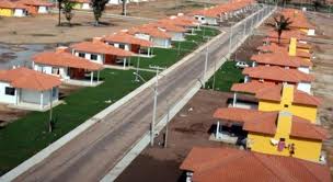 USINAS - Um grupo com mais de mil barrageiros se dirige a Nova Mutum ameaçando saquear