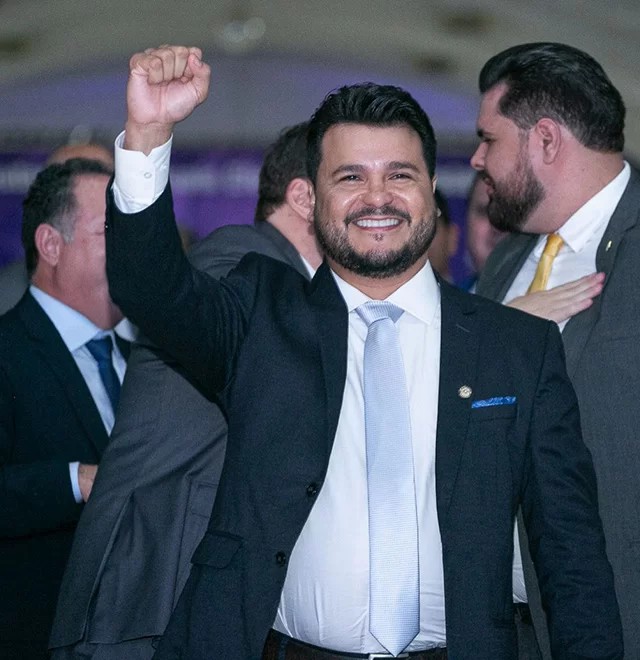 Marcelo Cruz é eleito presidente para o primeiro biênio da 11ª legislatura