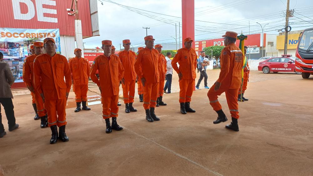 CORPO DE BOMBEIROS EM GUAJARÁ MIRIM TEM NOVO COMANDANTE E NOVO PRÉDIO É INAUGURADO.