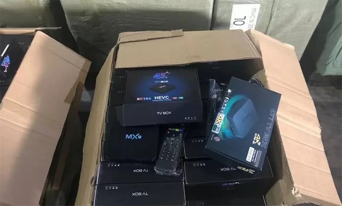 Anatel determina bloqueio do sinal das TV Box clandestinas