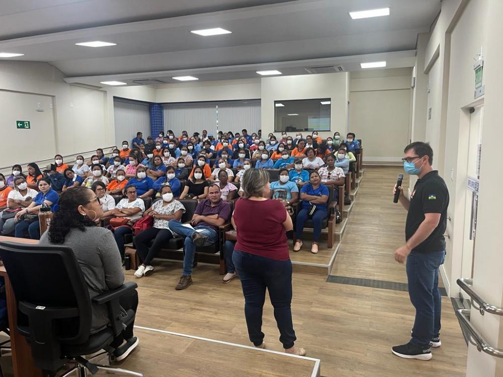SAÚDE: Município capacita profissionais na área de vacinação em parceria com o Governo do Estado de Rondônia. 