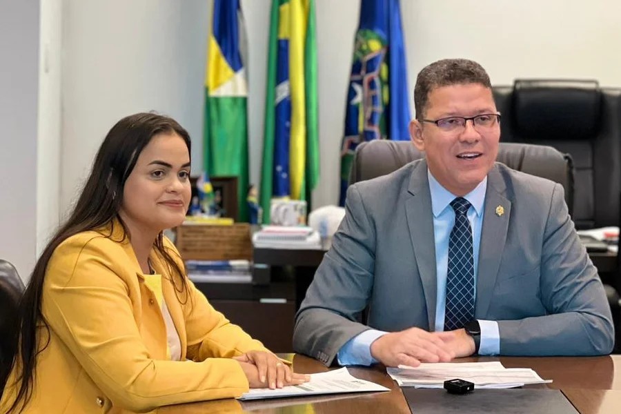Deputada Dra. Taíssa mantém agenda com governador e apresenta demandas para Guajará-Mirim e região