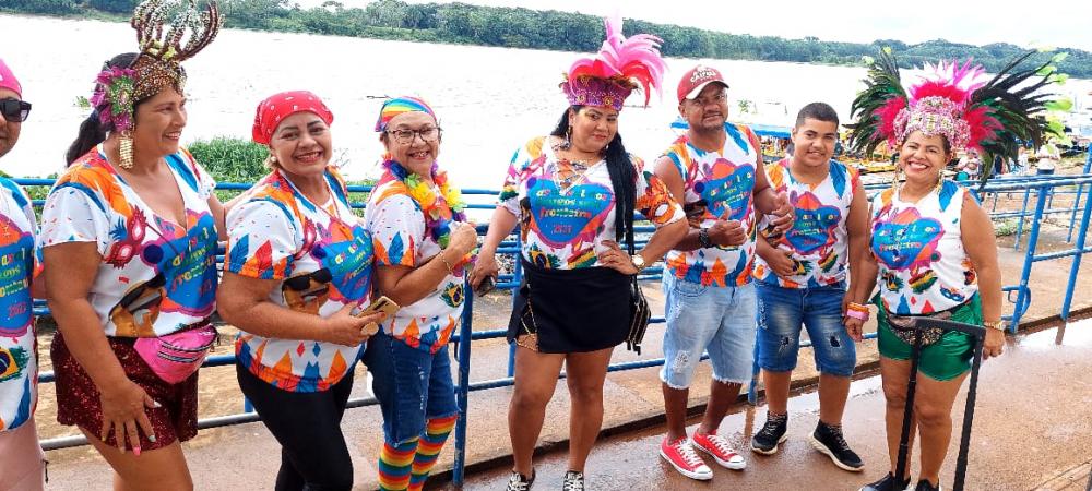 KEILA SICSU AGRADECE POR MAIS UM CARNAVAL DOS AMIGOS NA PÉROLA DO MAMORÉ E BOLÍVIA.