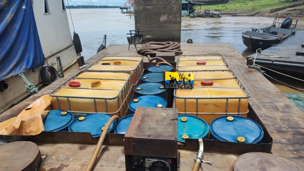 Polícia Civil prende grupo criminoso com 50 mil litros de óleo diesel e armas de fogo no Rio Madeira em Porto Velho