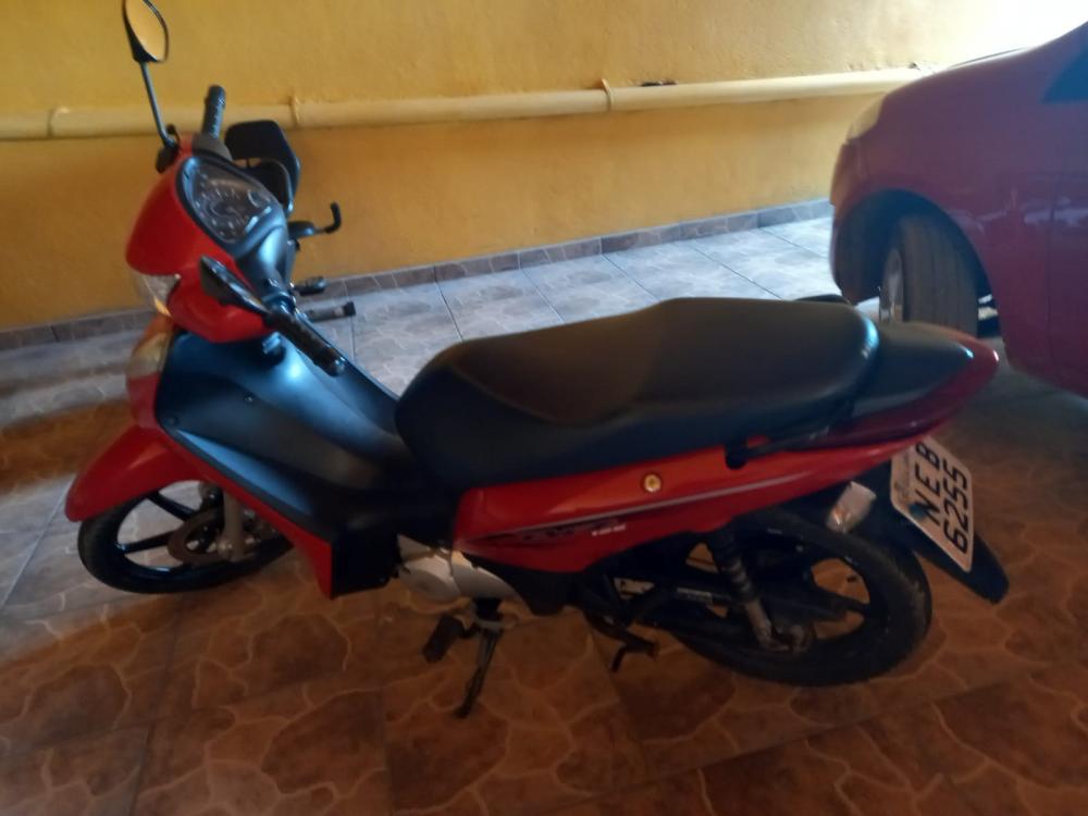 MOTOCICLETA BIZ É FURTADA DURANTE A MADRUGADA EM GUAJARÁ-MIRIM