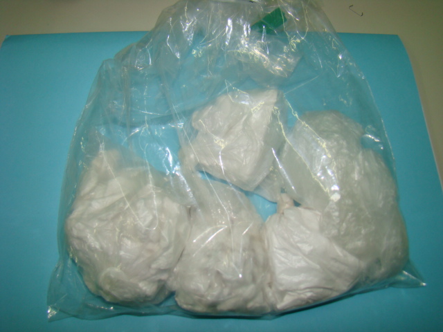 Grupo Integrado da Polícia Civil de Guajará-Mirim prende mulher com droga no Porto Oficial.