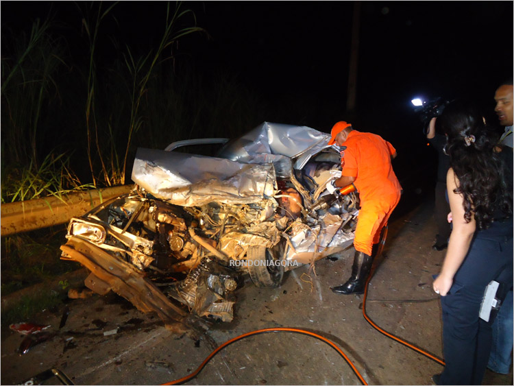 Rodovia da morte - Grave acidente mata um nas proximidades de Itapuã do Oeste