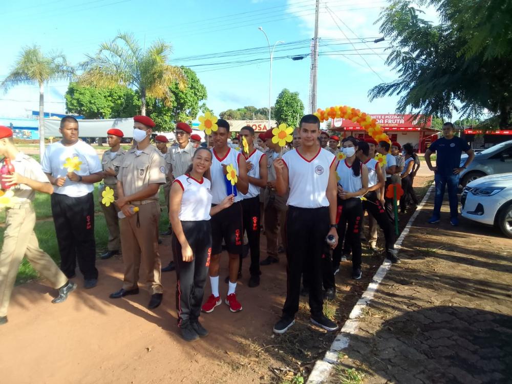 PREVENÇÃO: Município faz caminhada para combater a exploração sexual de crianças e adolescentes