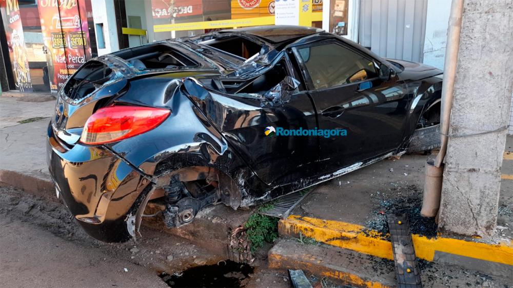 Motorista causa grave acidente e abandona veículo em Porto Velho