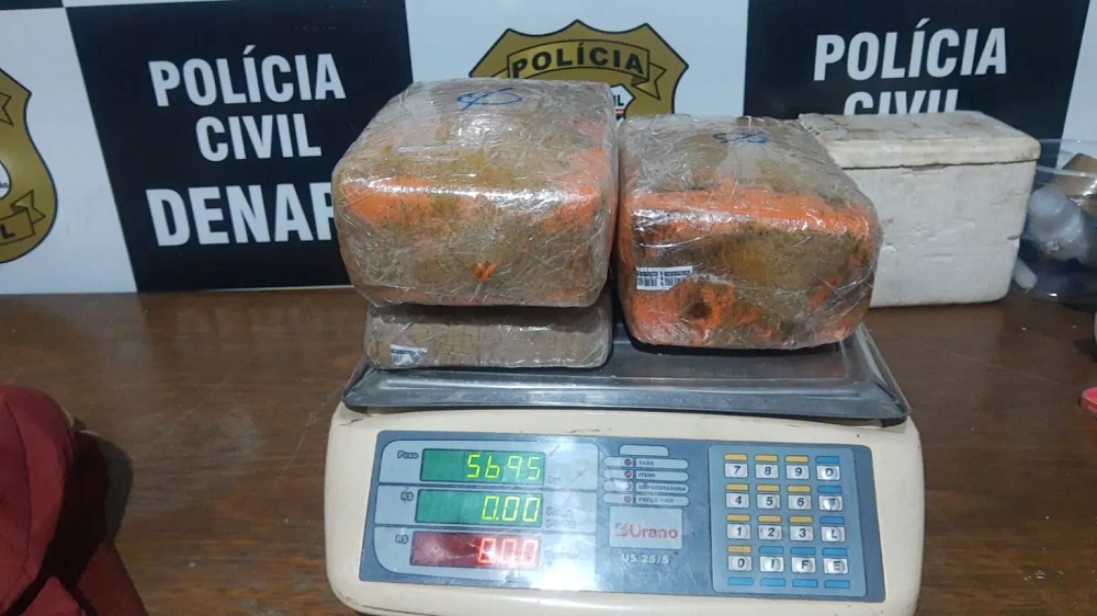 Denarc prende trio que recebia encomenda de drogas no Rio Madeira