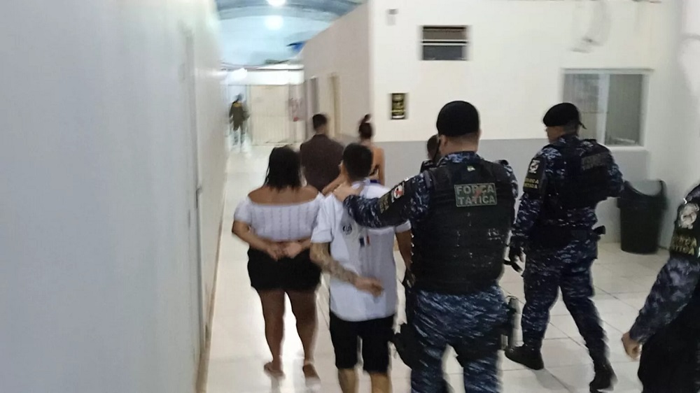 Membros de facção são presos após invadir apartamento e tocar terror no Morar Melhor