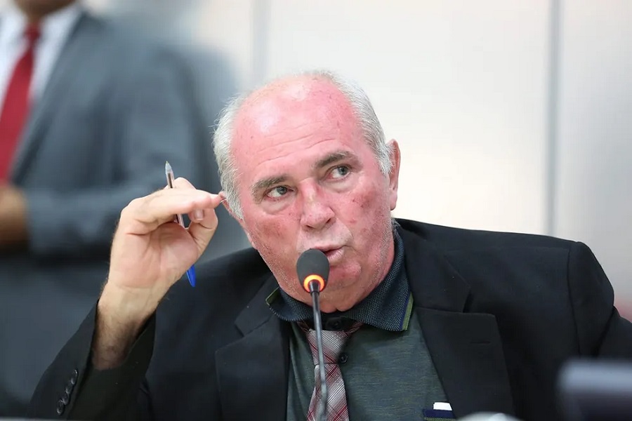 MP-RO aciona justiça para deputado Lebrão cumprir sentença de condenação por falsidade ideológica
