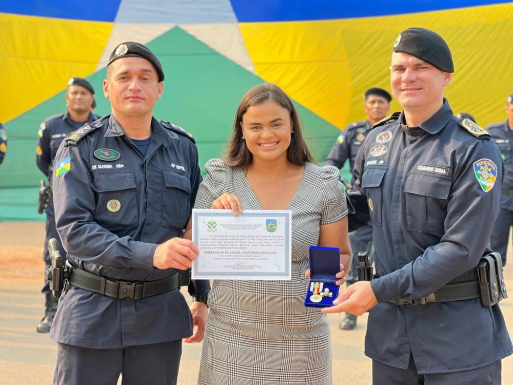 Deputada Estadual Dra. Taissa Sousa é convidada para comemoração do 30º aniversário do 6º BPM Batalhão Mamoré em Guajará-Mirim. 