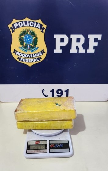 Em Guajará-Mirim/RO, PRF apreende cocaína em ônibus intermunicipal