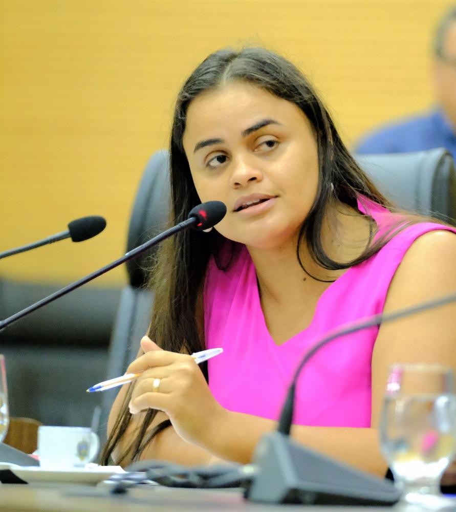 Deputada Dra. Taissa Sousa cobra em comissão da Saúde convocação do UNOPS vencedora de licitação para construção de hospital em Guajará-Mirim a prestar esclarecimentos