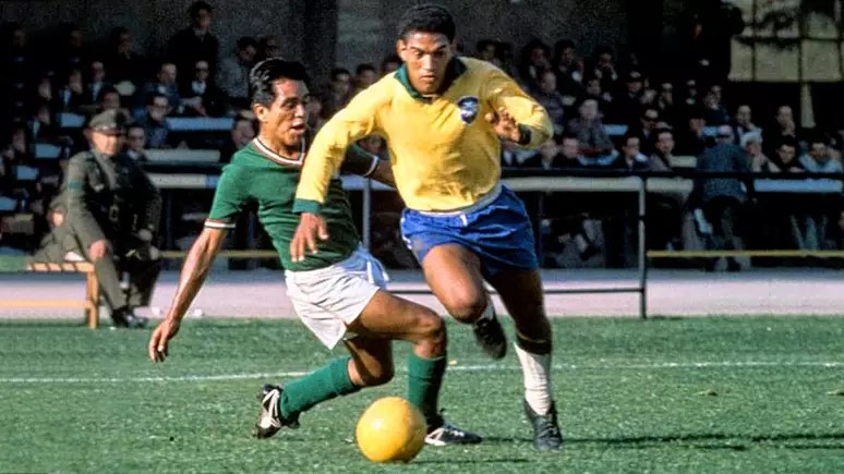 FUTEBOL DO FUNDO DO BAÚ: Guajará-Mirim recebeu Garrincha há 50 anos