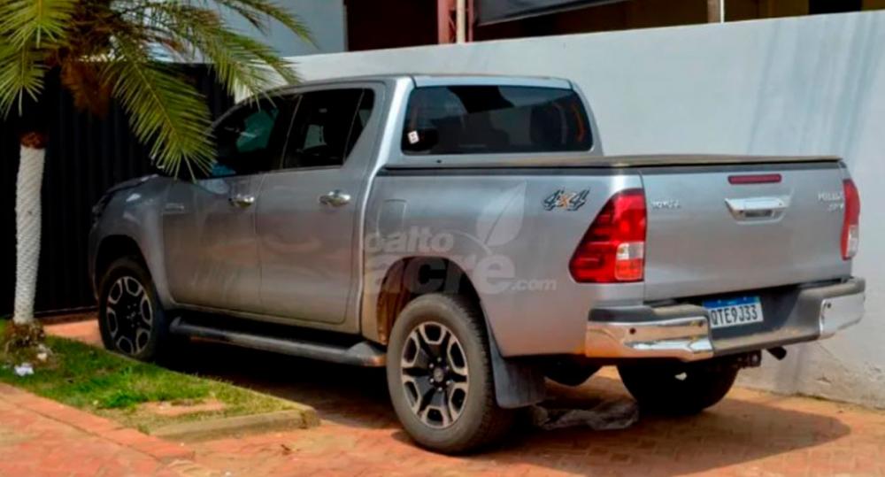 Hilux roubada em Rondônia é apreendida no Acre: ela seria entregue na Bolívia, acusado foi preso na hora