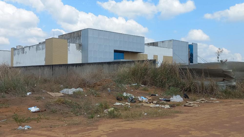 MUNICÍPIO ASSINA LICENÇA PARA REINICIO DA OBRA DO HOSPITAL REGIONAL DE GUAJARÁ MIRIM – RO.