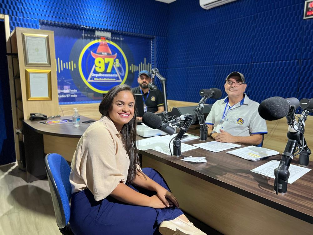 Deputada Dra. Taissa Sousa concede entrevista à Rádio em Machadinho D’Oeste e faz balanço de mandato