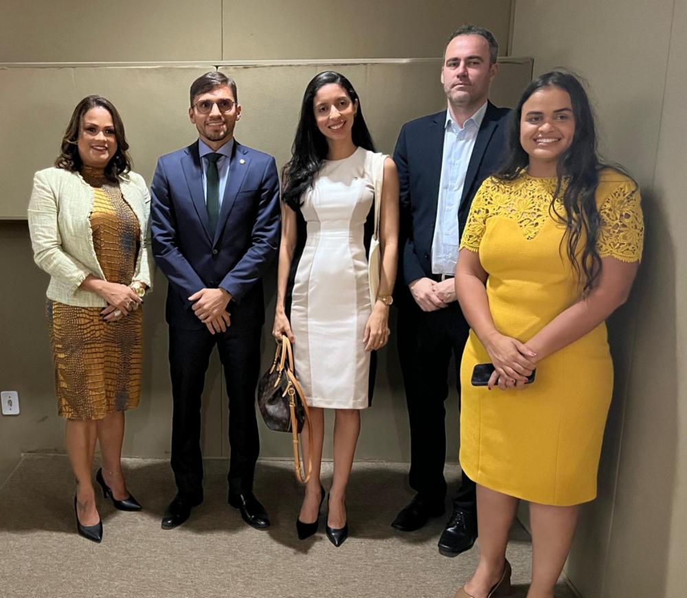 Deputada estadual Dra. Taissa Sousa em parceria com deputado federal Maurício Carvalho e DPU realizam atendimentos de orientações jurídicas em Guajará-Mirim