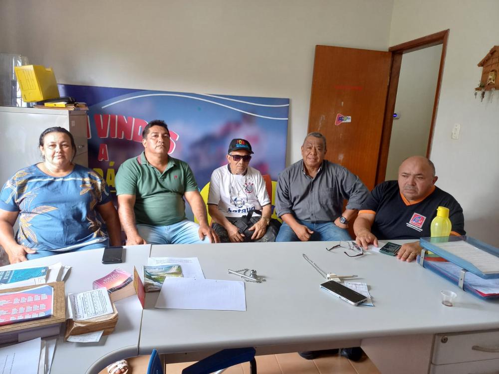 Rádio Rondônia FM recebe visita de organizadores do Café dos Extrativistas