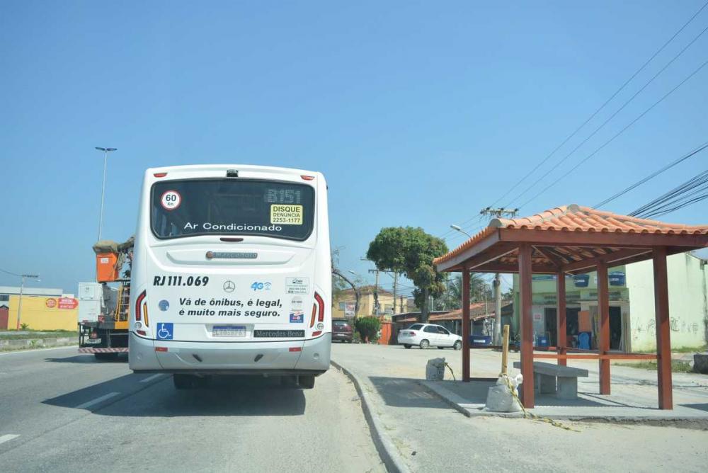 Construção de Pontos de Ônibus e Abrigos: Conforto no Transporte Público