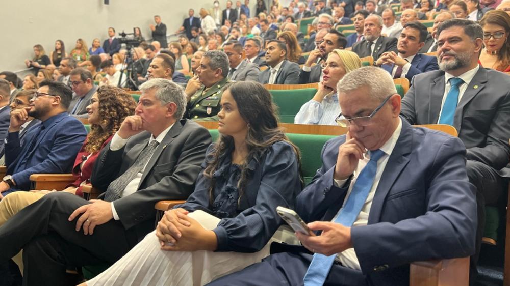Dra Taíssa participa da cerimônia de posse no Tribunal de Contas do Estado de Rondônia