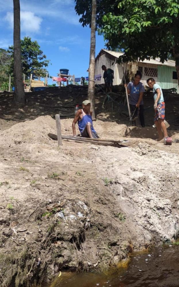 RIBEIRINHOS DO RIO PACAÁS NOVOS PEDEM SOCORRO EM FUNÇÃO DA MORTANDADE DE PEIXES E ÁGUA CONTAMINADA; EXTRATIVISTAS PEDEM PROVIDÊNCIAS DO PODER PÚBLICO.