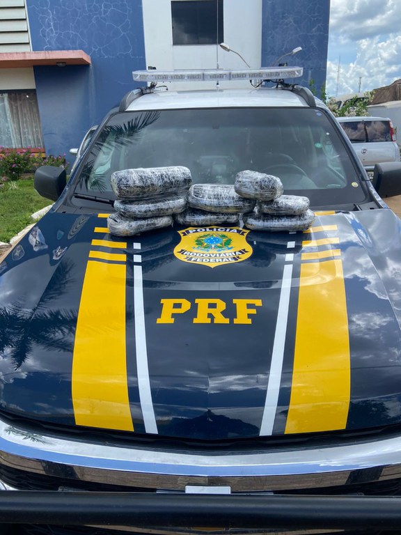 Em Rondônia, PRF apreende mais de 13 Kg de maconha
