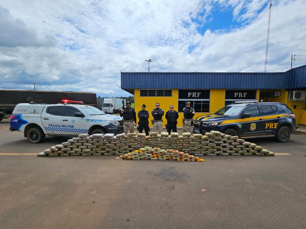 PRF inicia ano com apreensão de 240 kg de drogas em Vilhena/RO