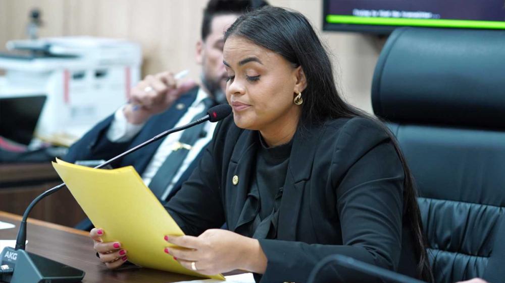 Dra. Taíssa solicita pavimentação da RO 140 e recuperação de estradas vicinais