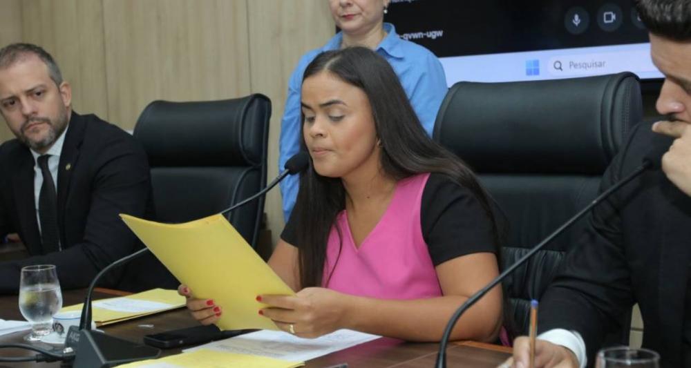Dra. Taíssa solicita contratação de médico neurologista para Machadinho do Oeste