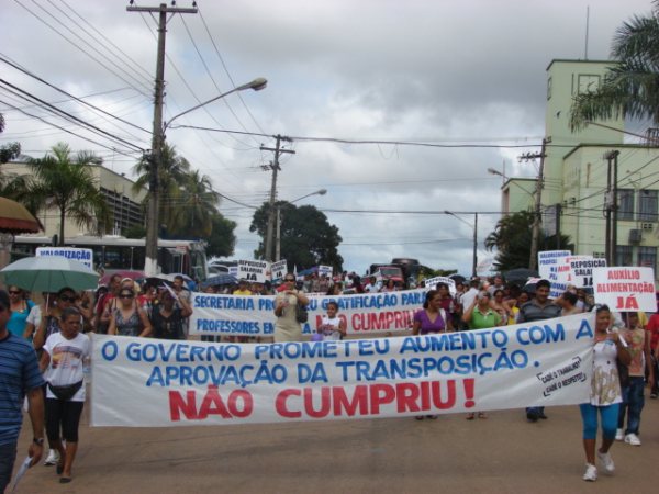 Profissionais da educação farão paralisação estadual nesta quarta-feira (27)