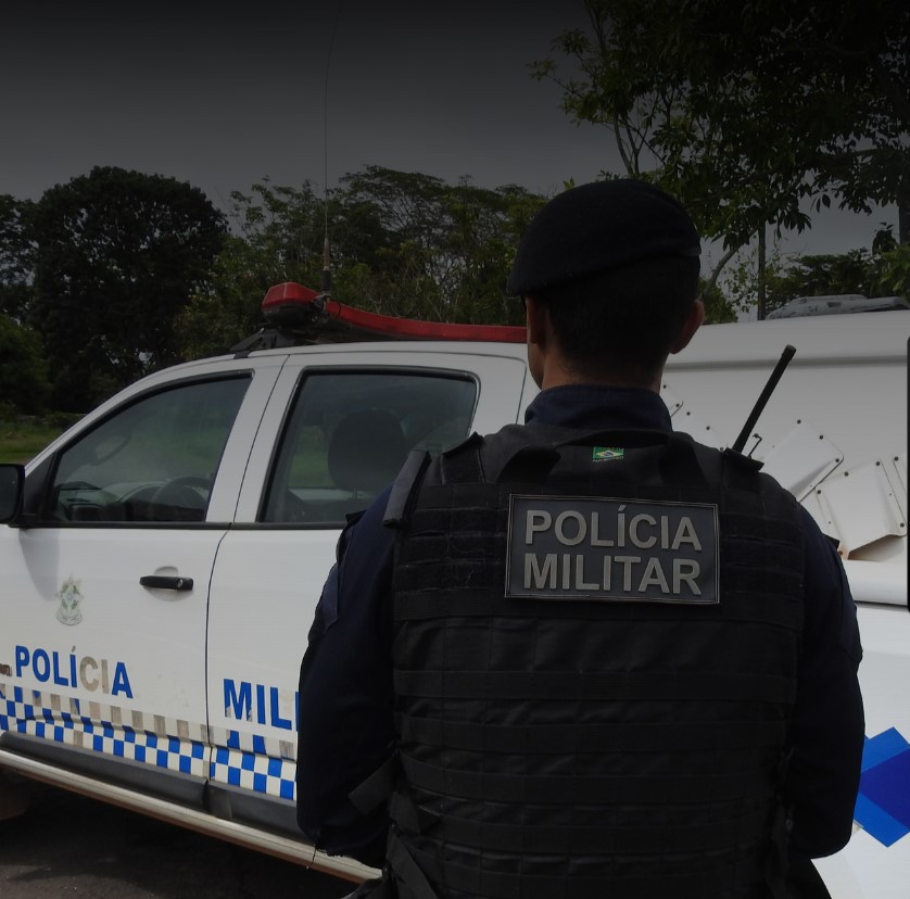 POLÍCIA MILITAR LIBERTA FAMÍLIA DE CÁRCERE PRIVADO E RECUPERA VEÍCULO ROUBADO
