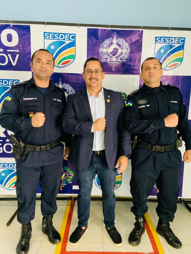 POLÍCIA MILITAR PARTICIPA DE SOLENIDADE DE INTEGRAÇAO ENTRE A SESDEC E A POLÍCIA BOLIVIANA
