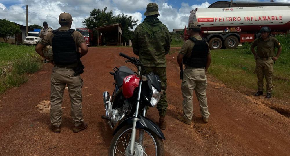 Forças policiais recuperam motocicleta furtada em ação conjunta na fronteira Brasil-Bolívia