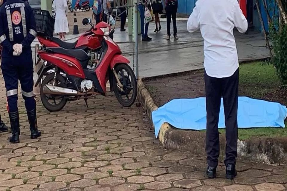 Homem morre após ser baleado e ter socorro negado em frente ao HB