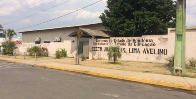 Dra. Taíssa solicita reforma e inclusão de acessibilidade nos banheiros da escola Joaquim de Lima Avelino