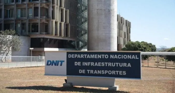 Dra. Taíssa solicita cronograma de obras na BR-364, em Jaci-Paraná