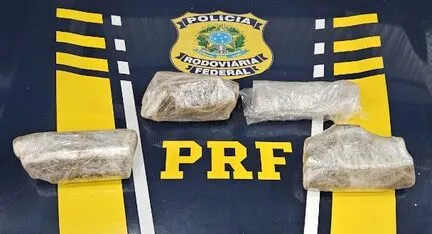 Em Ariquemes, PRF apreende maconha sendo transportada por um menor de idade