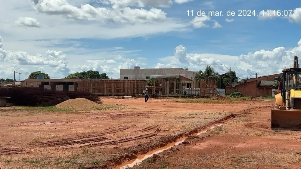EMBARGADA – Obras do HEURO continuam paralisadas devido a questão de regularização do terreno