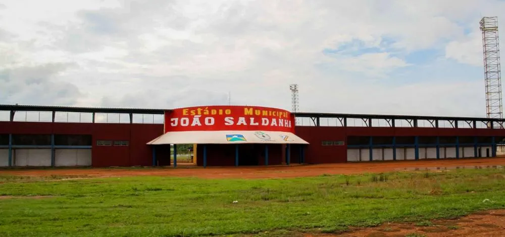 ESTÁDIO JOÃO SALDANHA, QUE JÁ TEVE SEUS TEMPOS DE GLÓRIA, HOJE VIVE TOTAL ABANDONO