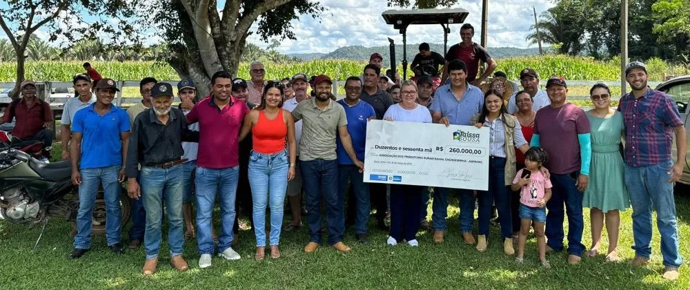 Comunidade da Associação do Ramal Cachoeirinha em Guajará-Mirim compra trator com emenda da Dra. Taíssa