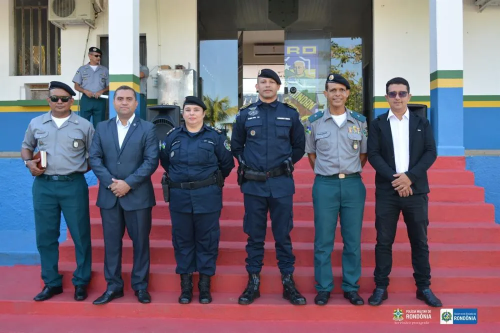 POLÍCIA MILITAR AGRADECE OS BONS SERVIÇOS PRESTADOS POR PMS QUE PASSARAM A RESERVA