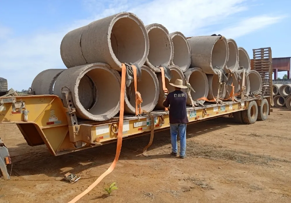 Obras de asfaltamento em Jacinópolis estão próximas com chegada de materiais para drenagem