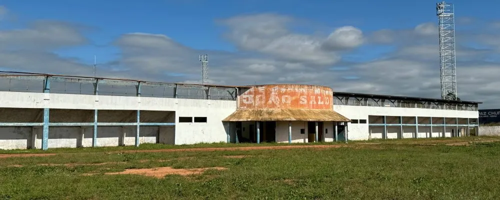 Governo responde Dra. Taíssa sobre retomada das obras no Complexo Esportivo João Saldanha em Guajará-Mirim