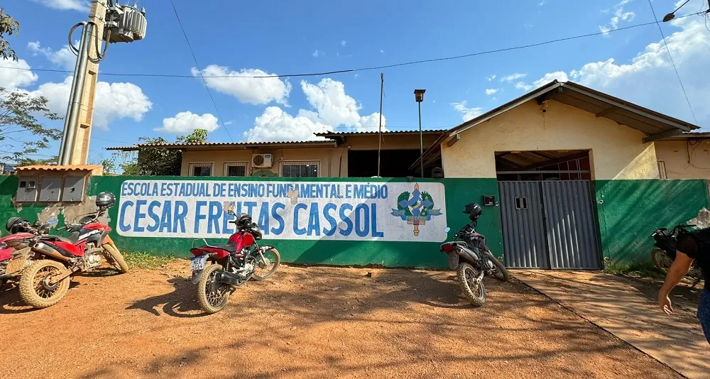 Dra. Taíssa solicita contratação de professores para escola César Freitas Cassol, em União Bandeirantes