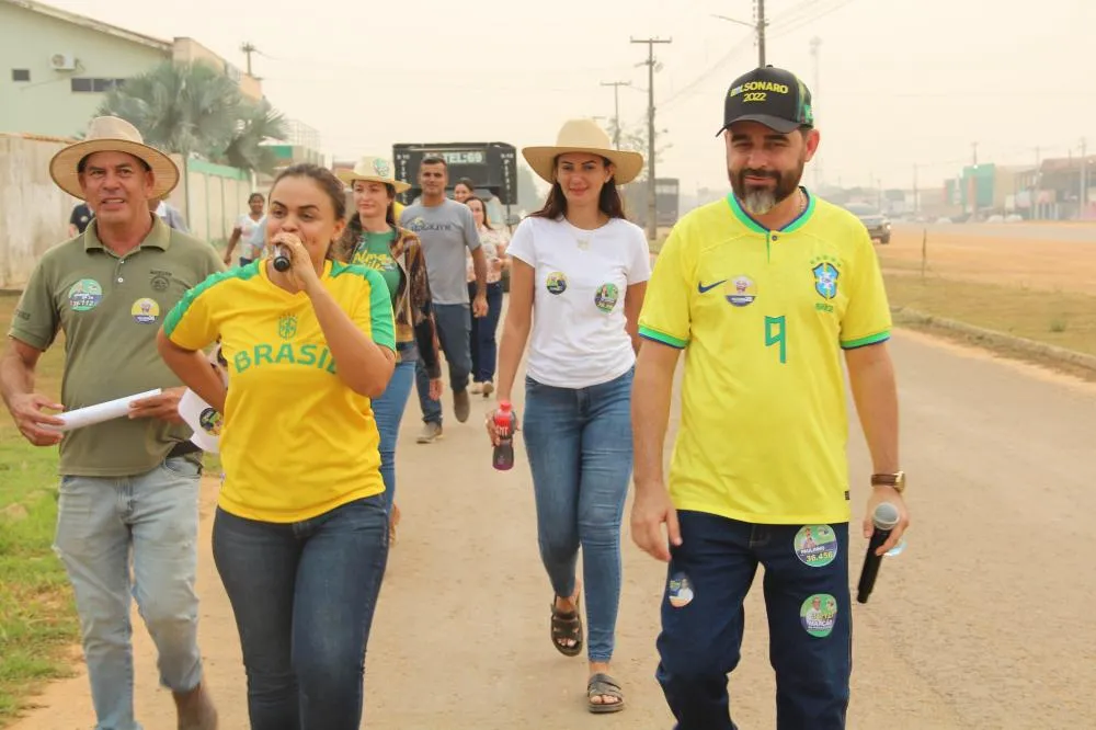 Candidato Allen Cleiton celebra sucesso de caminhada nos distritos de Nova Mamoré com apoio da deputada Drª. Taíssa Sousa