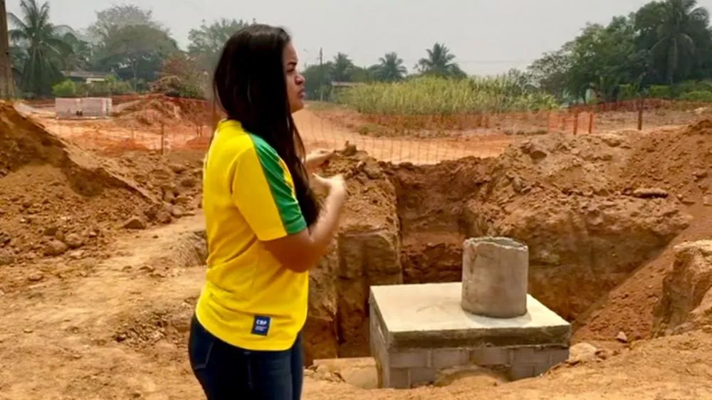 Dra. Taíssa acompanha obras de pavimentação asfáltica, no distrito de Jacinópolis